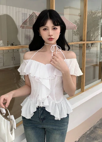 Молочна блуза SHEIN