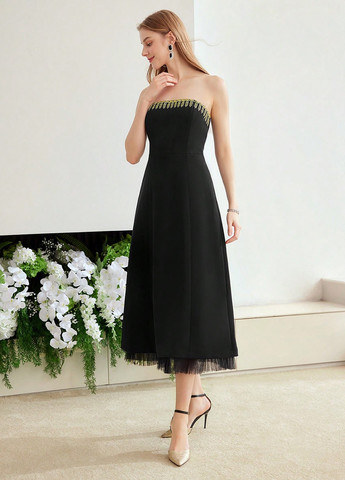 Чорна коктейльна, вечірня сукня з відкритими плечима SHEIN однотонна