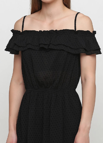 Черное кэжуал платье с открытыми плечами H&M однотонное
