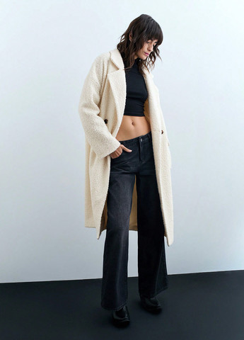 Молочное демисезонное Пальто оверсайз SHEIN