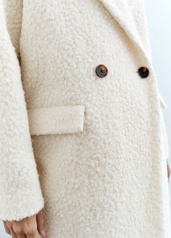 Молочное демисезонное Пальто оверсайз SHEIN