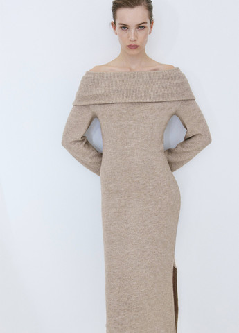 Серо-бежевое кэжуал платье силуэтная, платье-свитер, с открытыми плечами H&M меланжевое