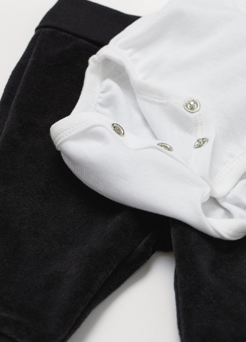 Комбінований демісезонний комплект (боді, брюки) H&M