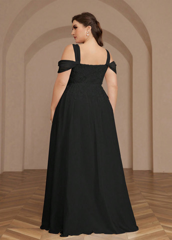 Черное праздничный, вечернее платье с открытыми плечами SHEIN однотонное