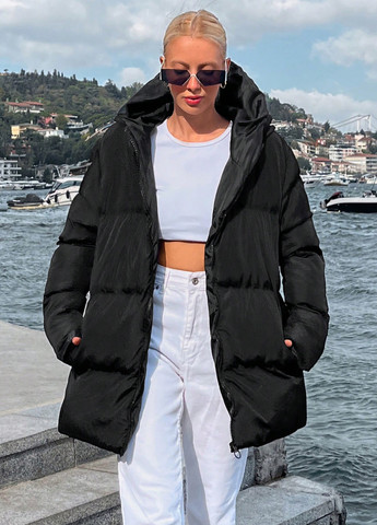 Чорна зимня куртка SHEIN