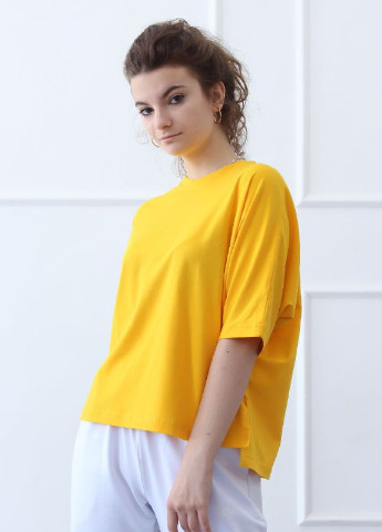 Желтая летняя футболка Ballet Grace