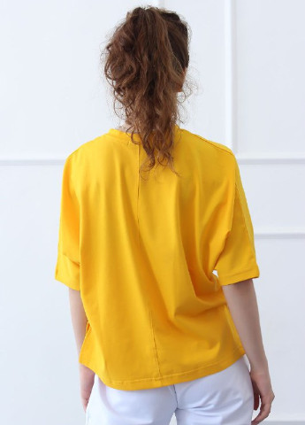 Желтая летняя футболка Ballet Grace