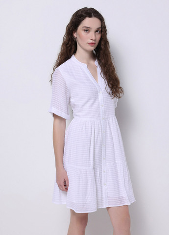 Белое кэжуал платье клеш Colin's однотонное