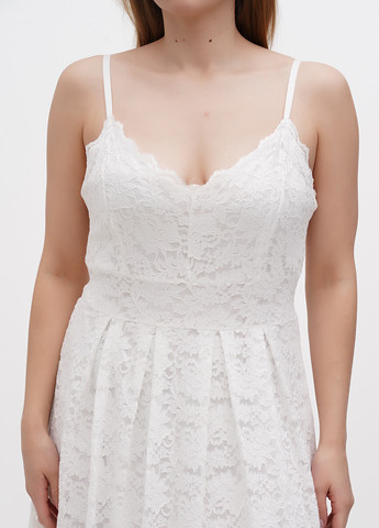 Белое коктейльное платье клеш No Brand однотонное