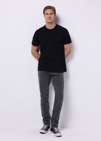 Черные демисезонные прямые джинсы Colin's