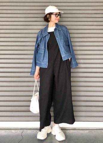 Комбинезон Uniqlo комбинезон-брюки однотонный чёрный кэжуал лен, вискоза