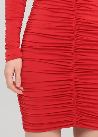 Красное кэжуал платье платье-водолазка Glamour babe однотонное