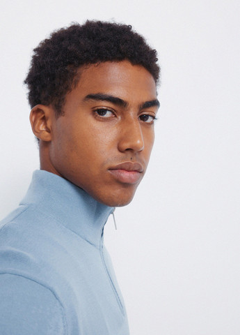 Голубой демисезонный свитер Springfield