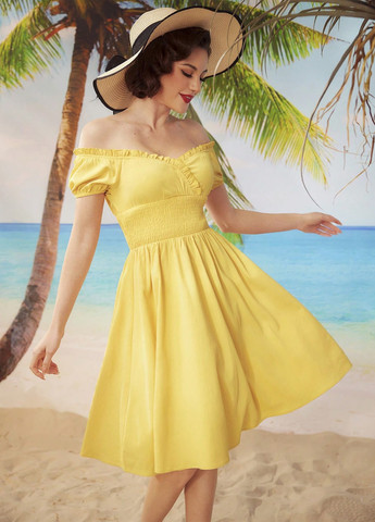 Желтое кэжуал платье клеш, с открытыми плечами SHEIN однотонное