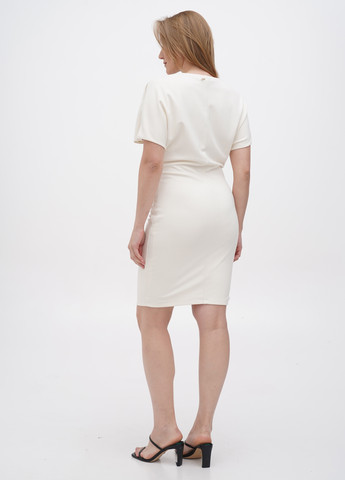 Молочное кэжуал платье Emporio Armani EA7 однотонное