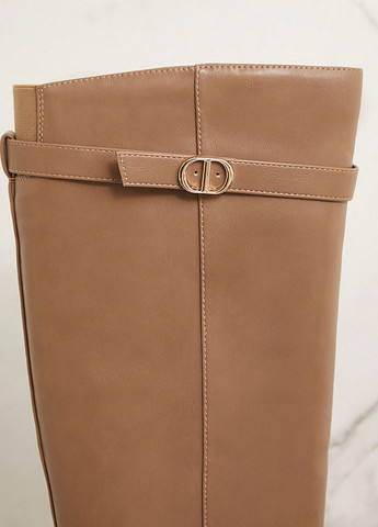 Осенние сапоги ботфорты SHEIN с пряжкой