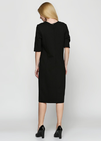 Черное кэжуал платье Articles с абстрактным узором