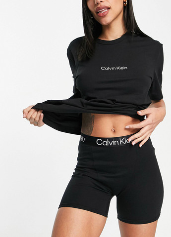 Чорна літня футболка Calvin Klein