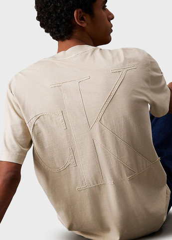 Светло-бежевая футболка Calvin Klein Jeans