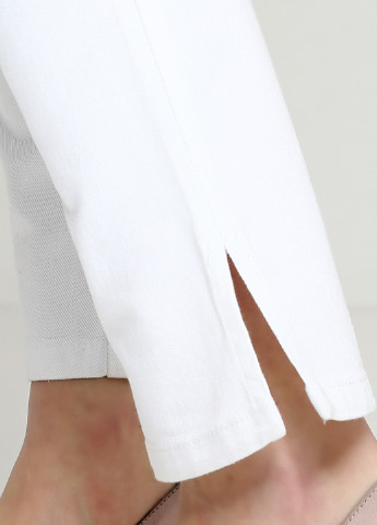 Белые джинсовые демисезонные зауженные брюки Alexander McQueen