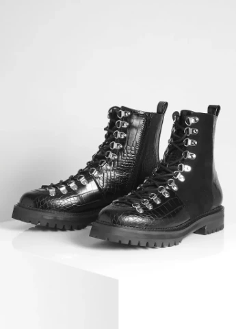 Осенние многопанельные туристические ботинки Boohoo