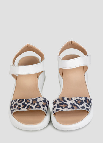 Белые босоножки Viscala на липучке с белой подошвой