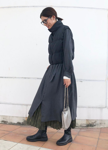 Серое кэжуал платье рубашка Uniqlo однотонное