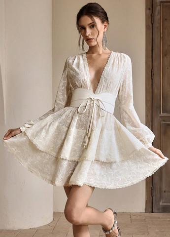 Кремова святковий сукня кльош SHEIN однотонна