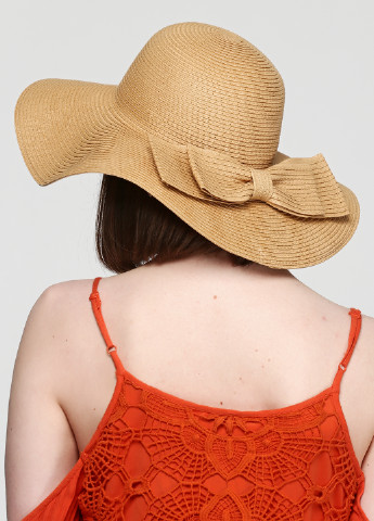 Шляпа Francesca's однотонная бежевая пляжная