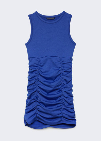 Синее коктейльное платье футляр Stradivarius однотонное