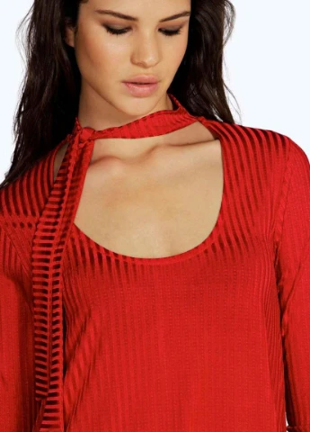 Красное кэжуал платье Boohoo однотонное