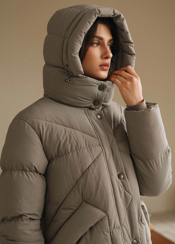 Бежевая зимняя куртка SHEIN