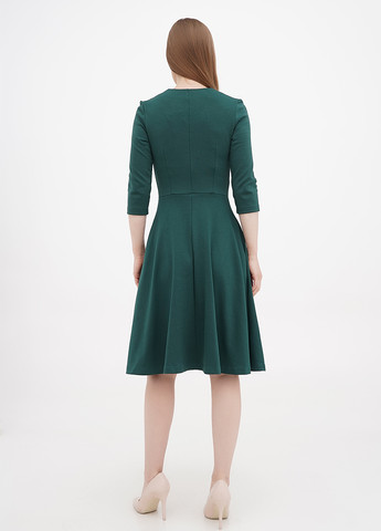 Зеленое кэжуал платье клеш Maurini однотонное