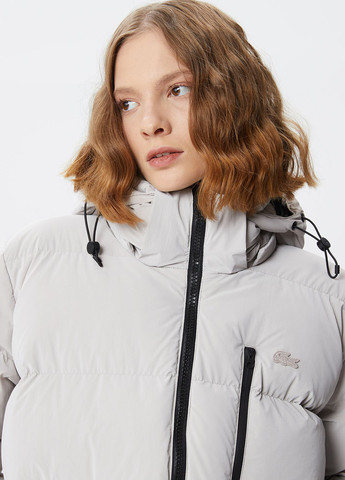 Світло-сіра демісезонна куртка Lacoste