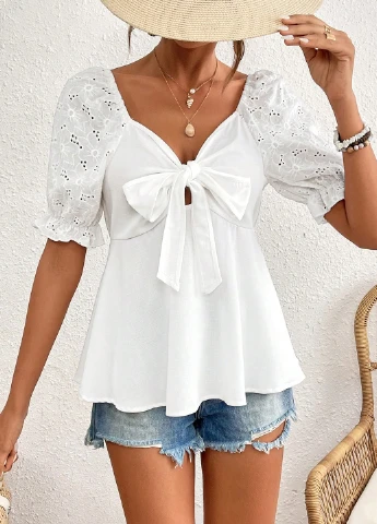 Біла блуза SHEIN