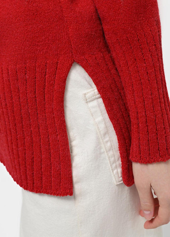 Красный демисезонный свитер Sewel