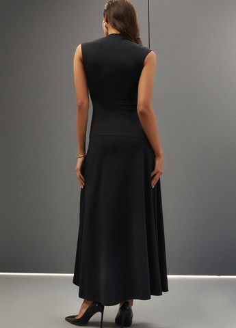 Черное вечернее платье платье-водолазка Gepur однотонное