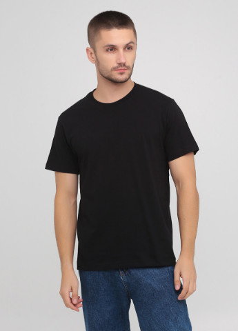 Черная футболка мужская безшовная с круглым воротником Stedman