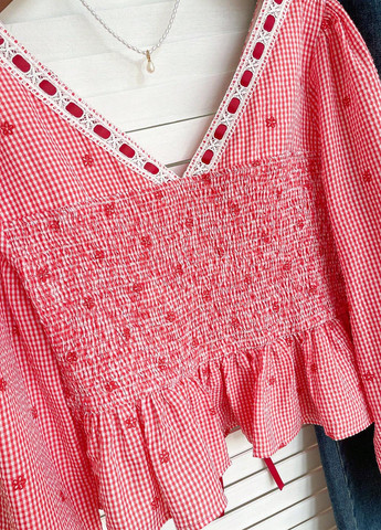 Комбінована блуза з баскою SHEIN