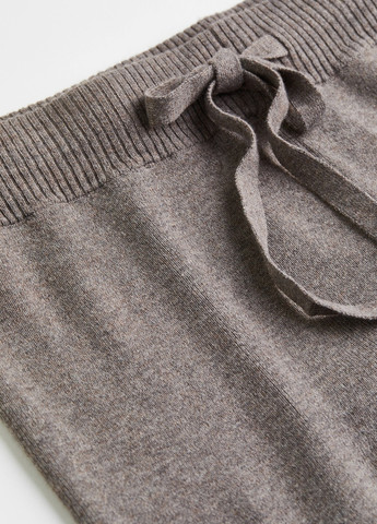 Брюки H&M (307172512)