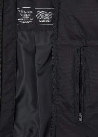 Черная зимняя куртка H&M