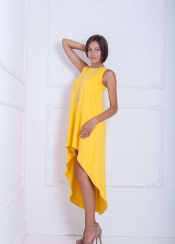 Желтое кэжуал трендовое асимметричное платье свободного кроя из приятного микродайвинга sunny Podium однотонное
