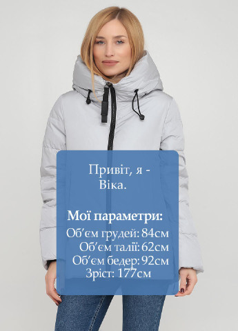 Светло-серая зимняя куртка Lusskiri