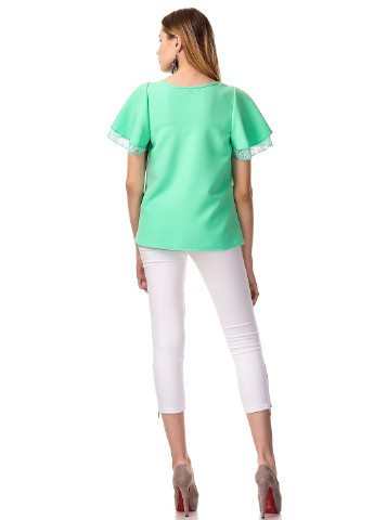 Светло-зеленая летняя блуза Leya