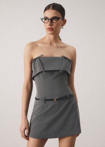 Серое праздничный, деловое, кэжуал платье футляр, с открытой спиной SHEIN однотонное