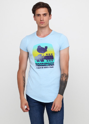 Голубая футболка Woodstock