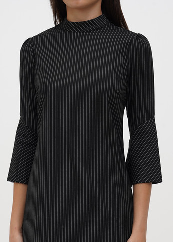 Черное кэжуал платье а-силуэт Sassofono в полоску