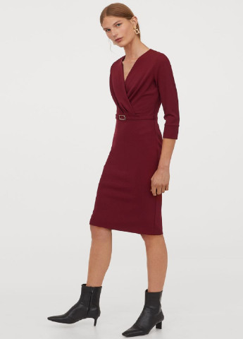 Бордовое деловое платье H&M однотонное