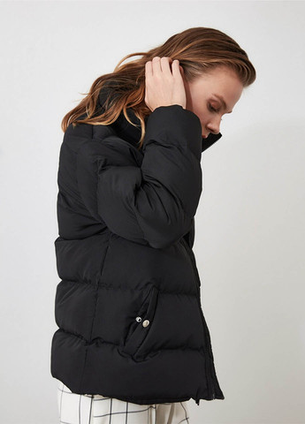 Черный демисезонный Пуховик Trendyol