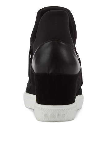 Осенние кроссовки сникерсы DKNY с белой подошвой тканевые